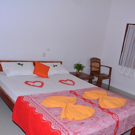 Pleasant Park Holiday Inn Trincomalee Exteriér fotografie